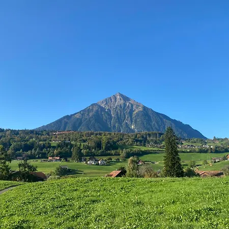 Und Berge Family *